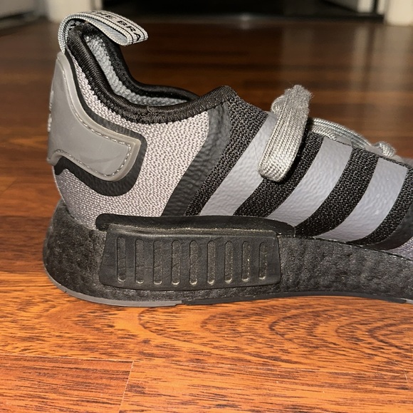 Men’s Adidas NMD R1 Boost Sneakers- Size 13 - Picture 9 of 13
